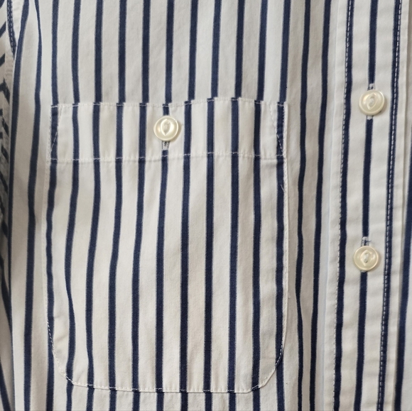 Lauren Ralph Lauren Striped Button Down Shirt Size M - Picture 2 of 9